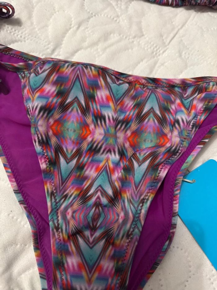 Maillot triangle Matthew Williamson – violet/bleu psychédélique – taille EU 36/38 - photo numéro 2