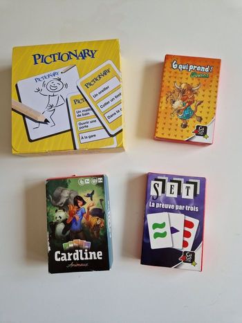 Lot de 4 jeux de mc Donald neuf