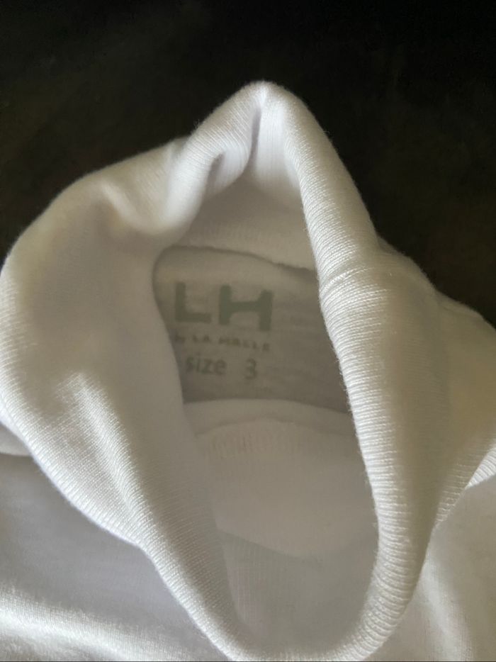 Lot deux sous pull blanc et beige 3 ans la halle - photo numéro 2