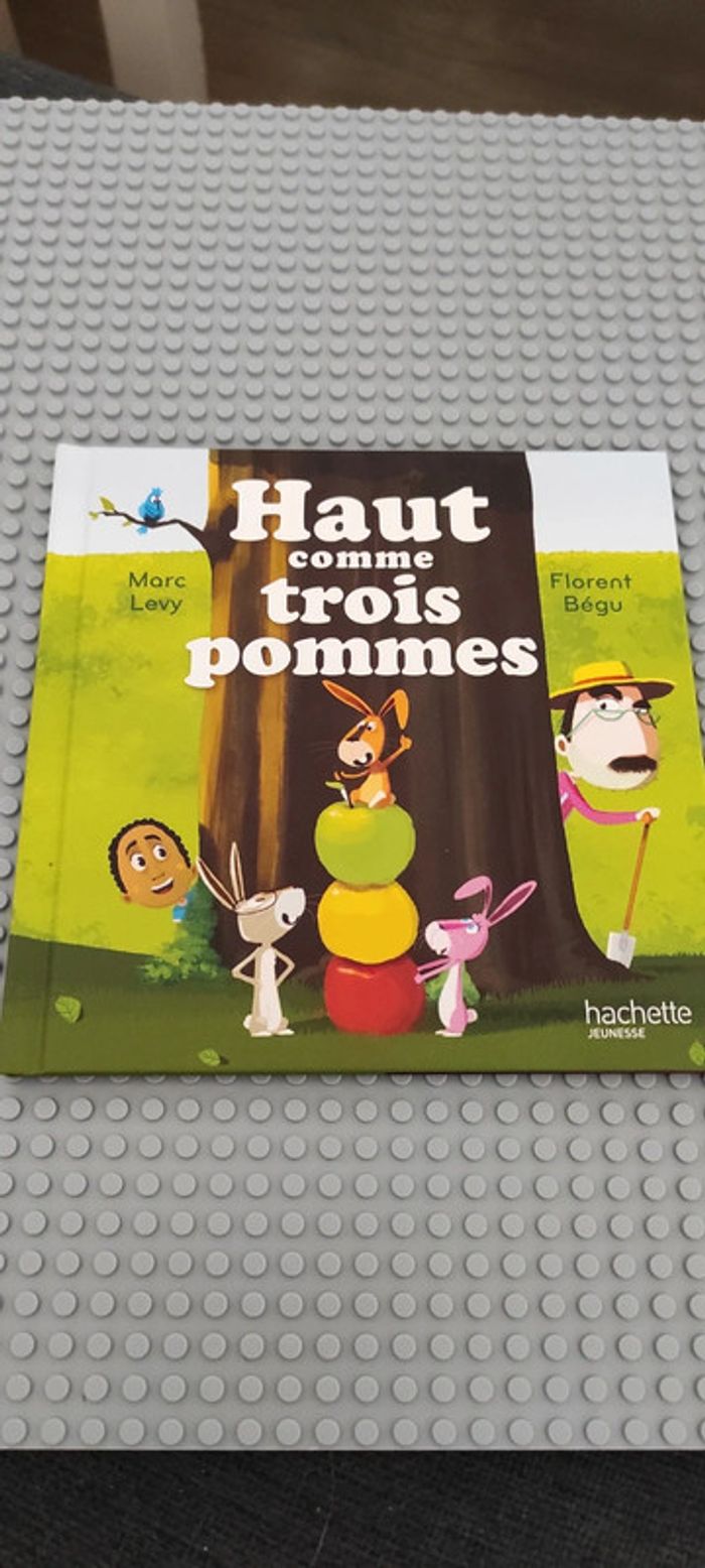 Haut comme trois pommes