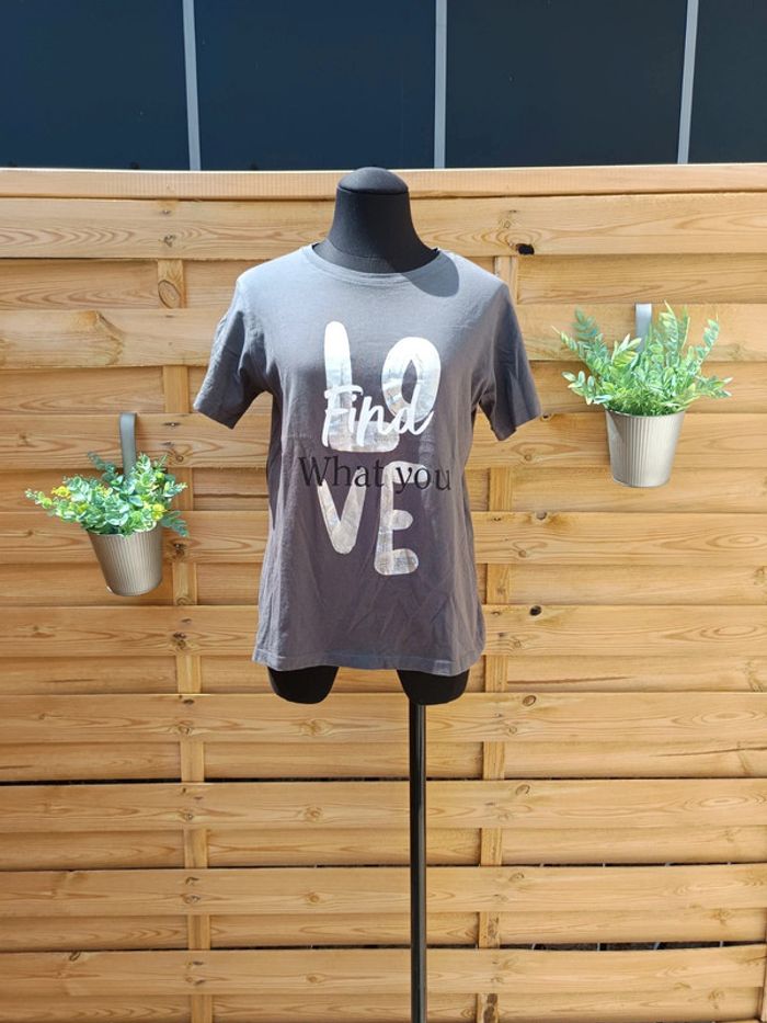 T-shirt Stradivarius taille M