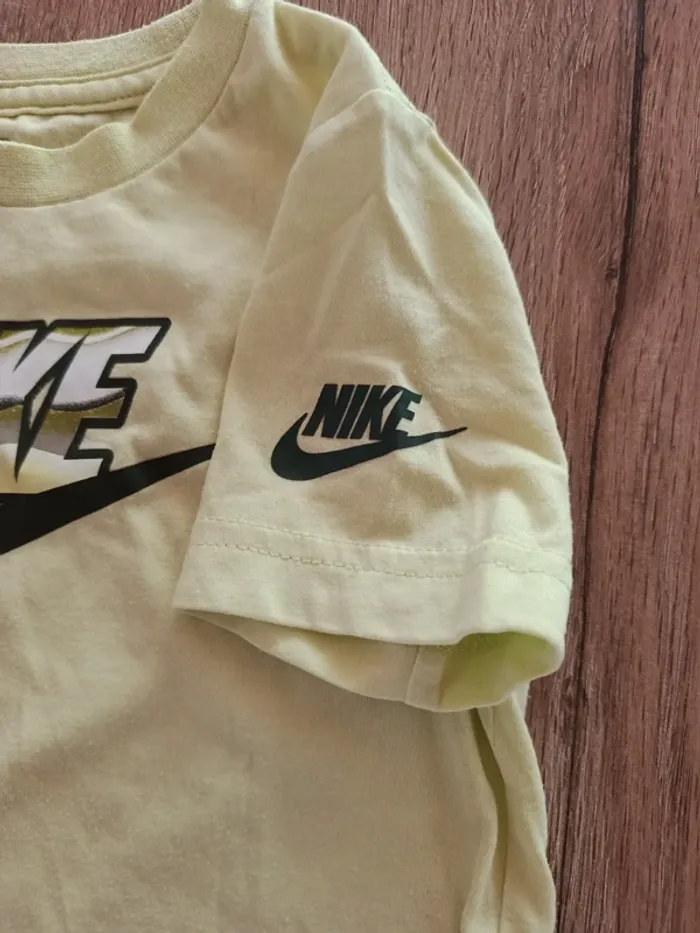 T-shirt - Nike - 2.3 ans - photo numéro 3