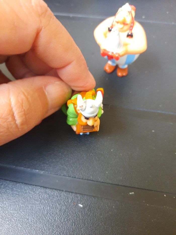 Lot asterix kinder - photo numéro 2