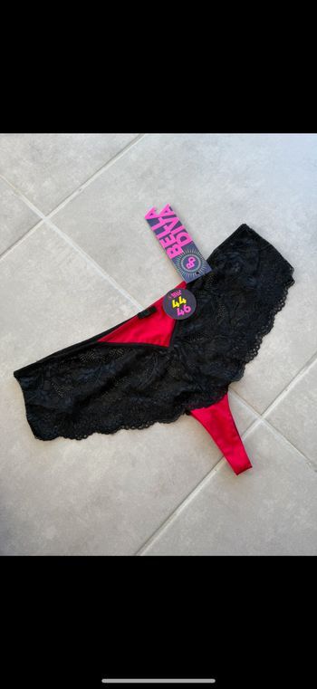 Shorty string Taille 44/46