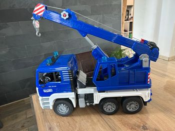 Camion grue Bruder 