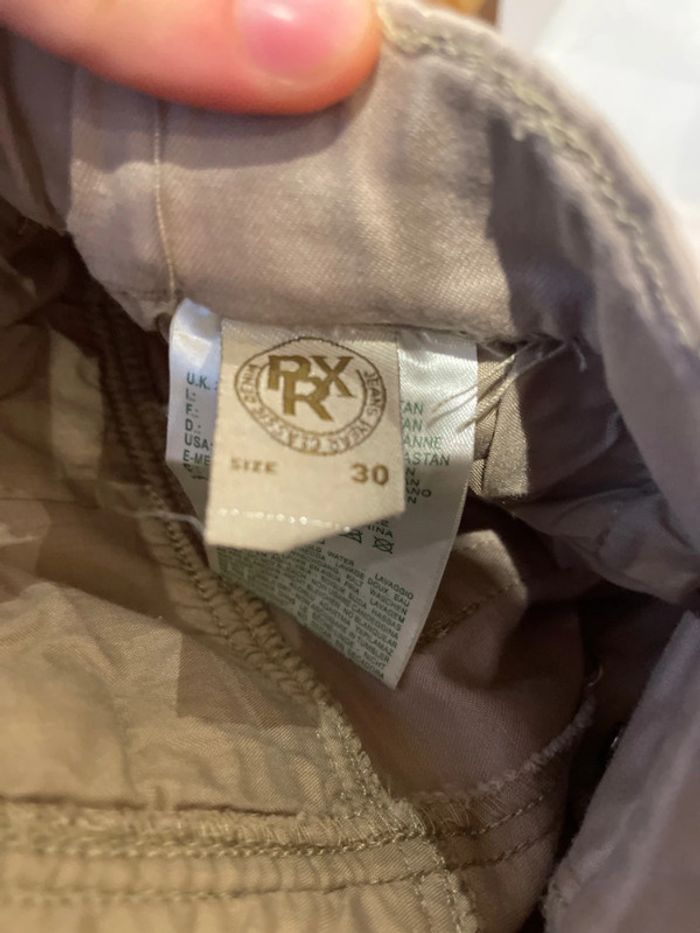 Pantalon à trous - photo numéro 9