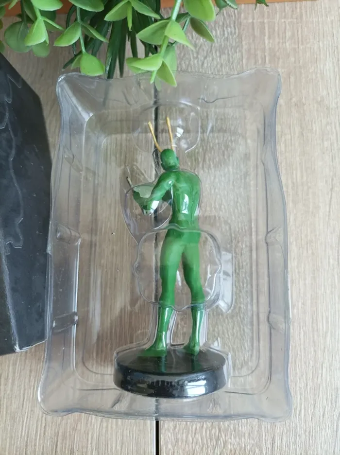 Figurine Ambush Bug DC Comics Eaglemoss Super Héros - photo numéro 3