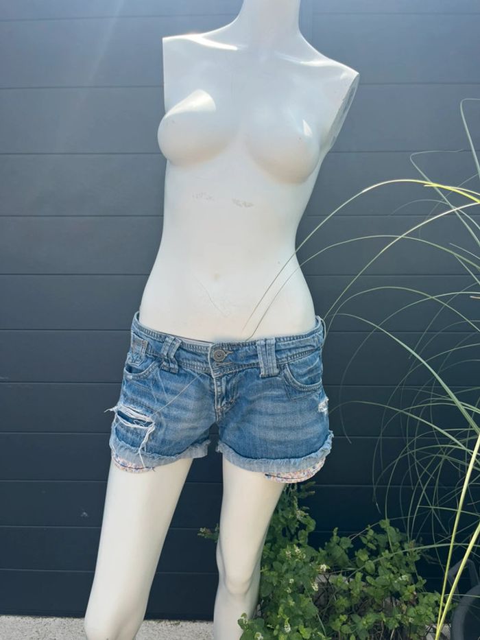 Shorty destroy taille basse Y2K - photo numéro 7