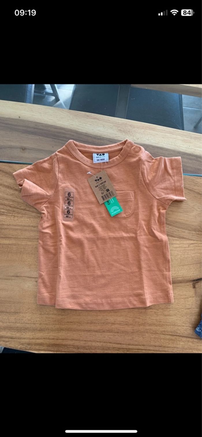 Lot tee shirts chemise  6 mois - photo numéro 2