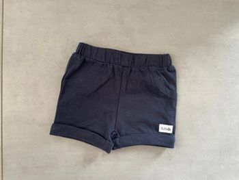 Short bébé garçon état neuf