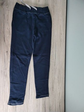 Pantalon / bas de jogging / Survêtement fille 8 ans 
