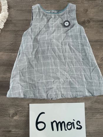 🌞 robe grise pailleté obaibi 6 mois très bon état général