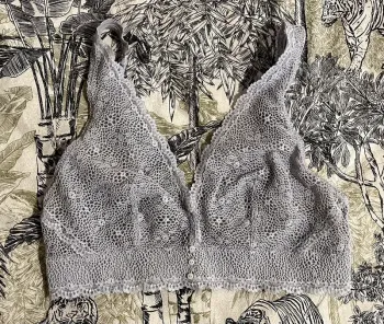 Soutien-gorge en dentelle lavande Kiabi – 85C