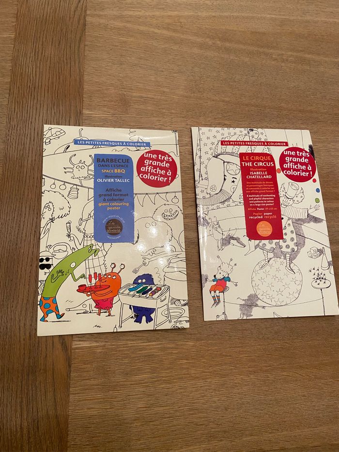 Lot neuf de deux affiches à colorier