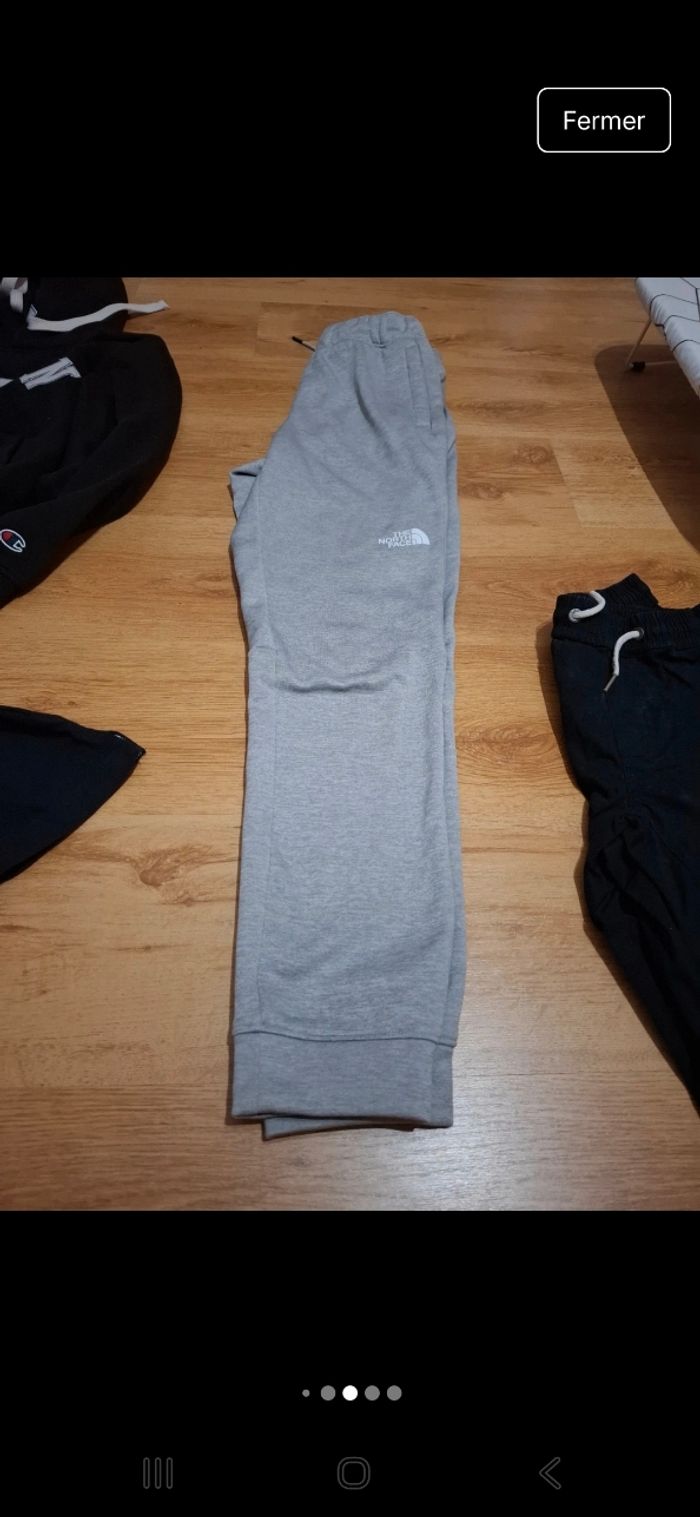 Lot xs/16 ans champion the north face... - photo numéro 4
