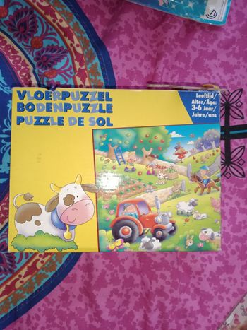 Puzzle de sol thème extérieur au jardin