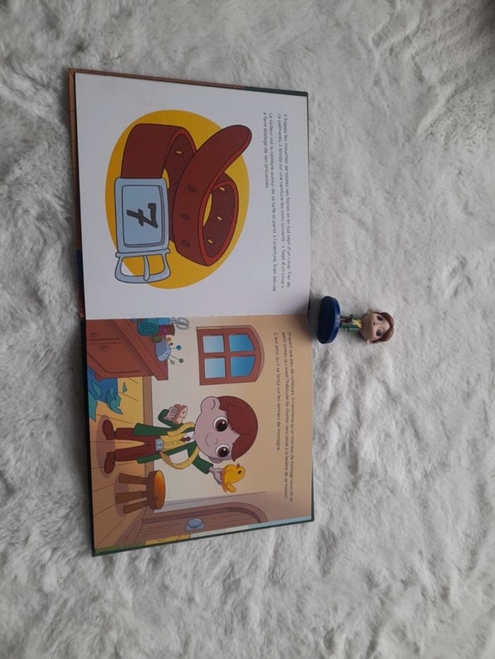 Livre le vaillant petit tailleur - photo numéro 2