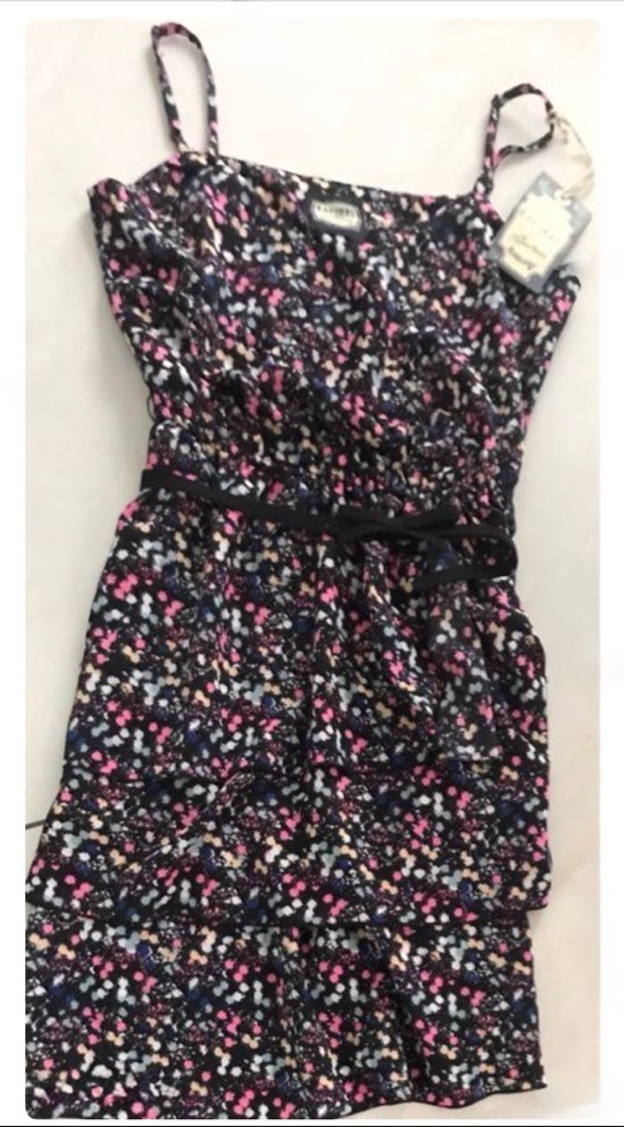 Très belle robe KAPORAL taille L (40) noir avec dessins colorés - photo numéro 5