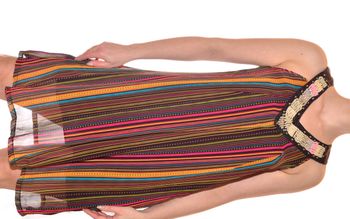 robe ethnique d'été fluide sans manches doublée col V rayée avec ornements T38