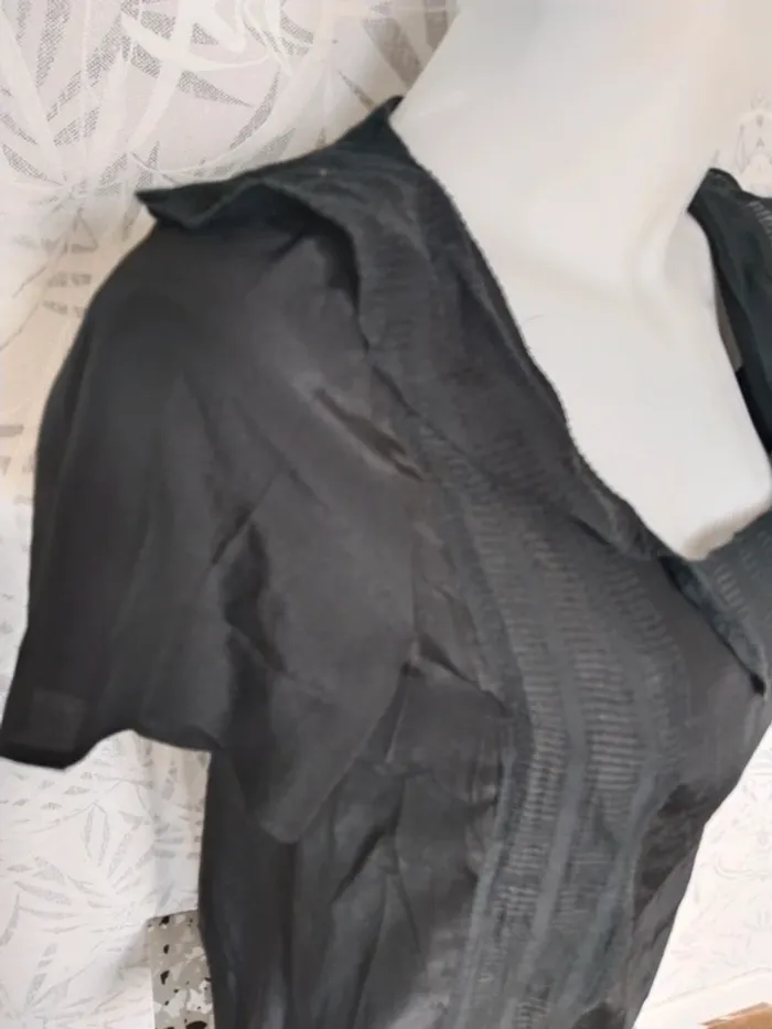 Joli haut ou blouse femme marque Cotélac taille S 36 - photo numéro 5