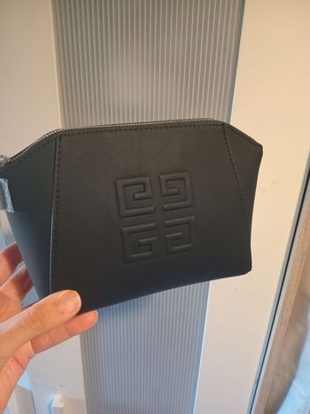 Trousse de maquillage en similicuir Givenchy 