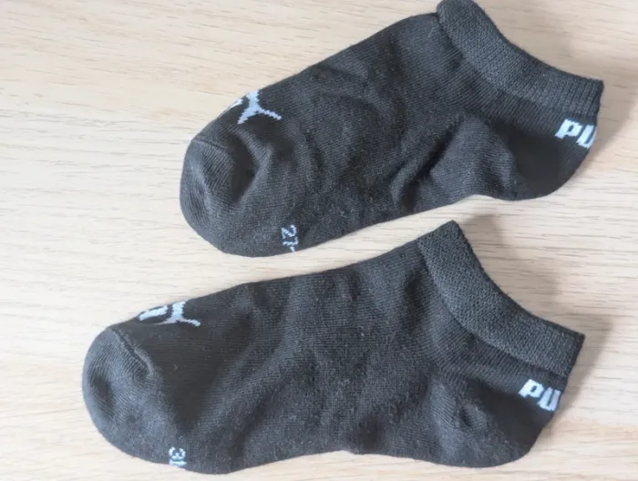 Chaussettes noir puma 27/30 neuves - photo numéro 2