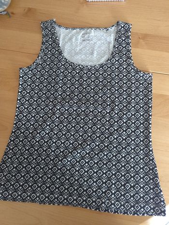 Débardeur sans manches noir et blanc a motif