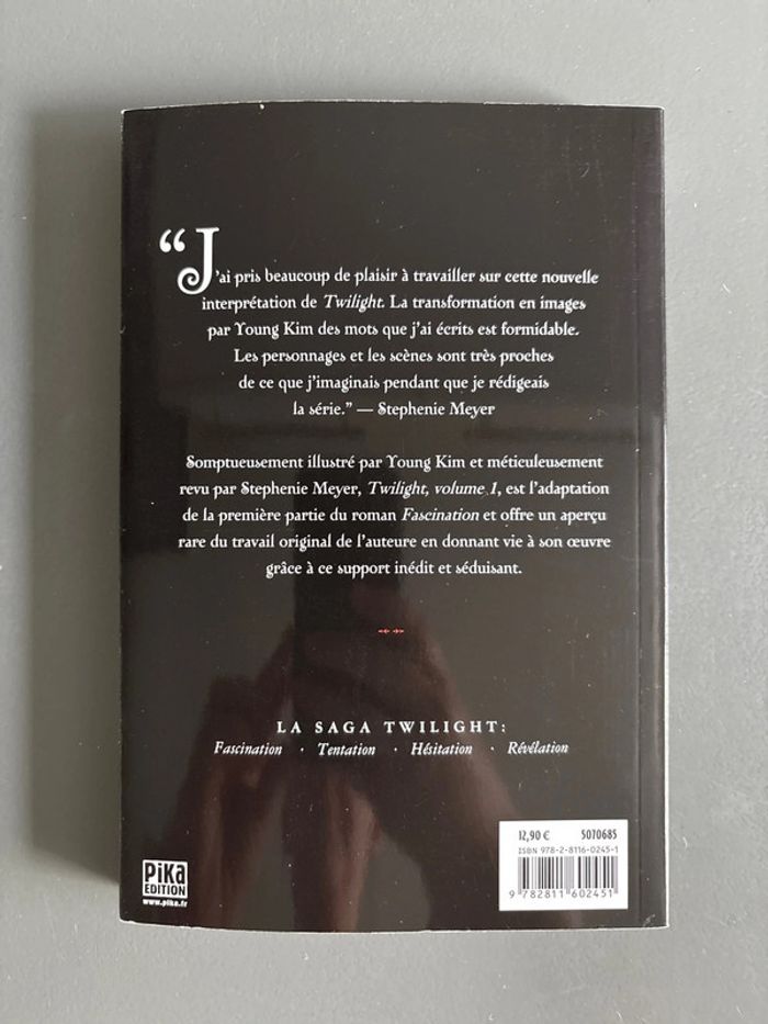 Livre Twilight fascination volume 1 - photo numéro 2