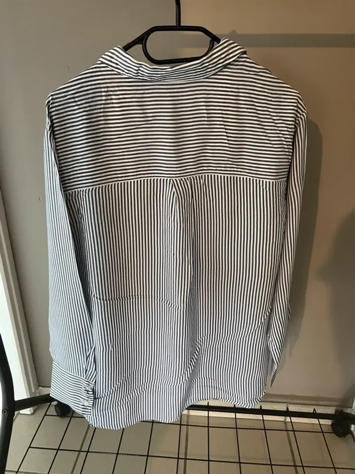 Chemise rayée blanche et bleue « Mango » - photo numéro 2