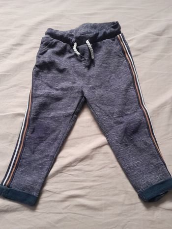 Jogging tape à l'œil 3 ans