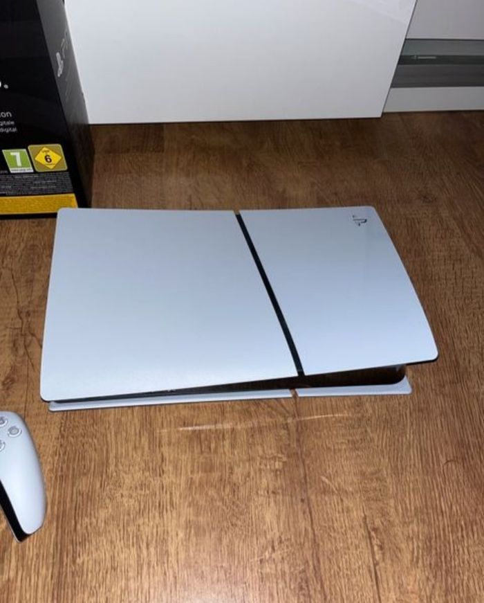 PlayStation 5 - photo numéro 2