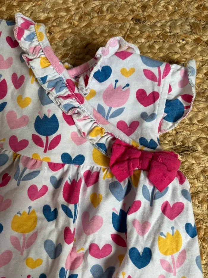 Ensemble 2 pièces tunique et short tbe 12 mois - photo numéro 4