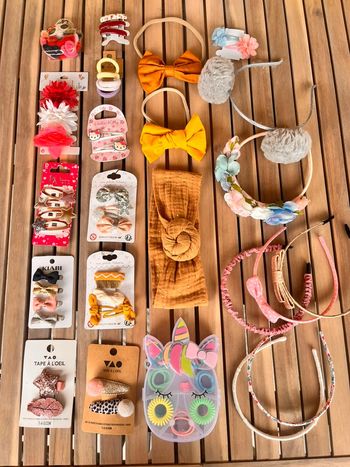 Gros lot accessoires cheveux petite fille