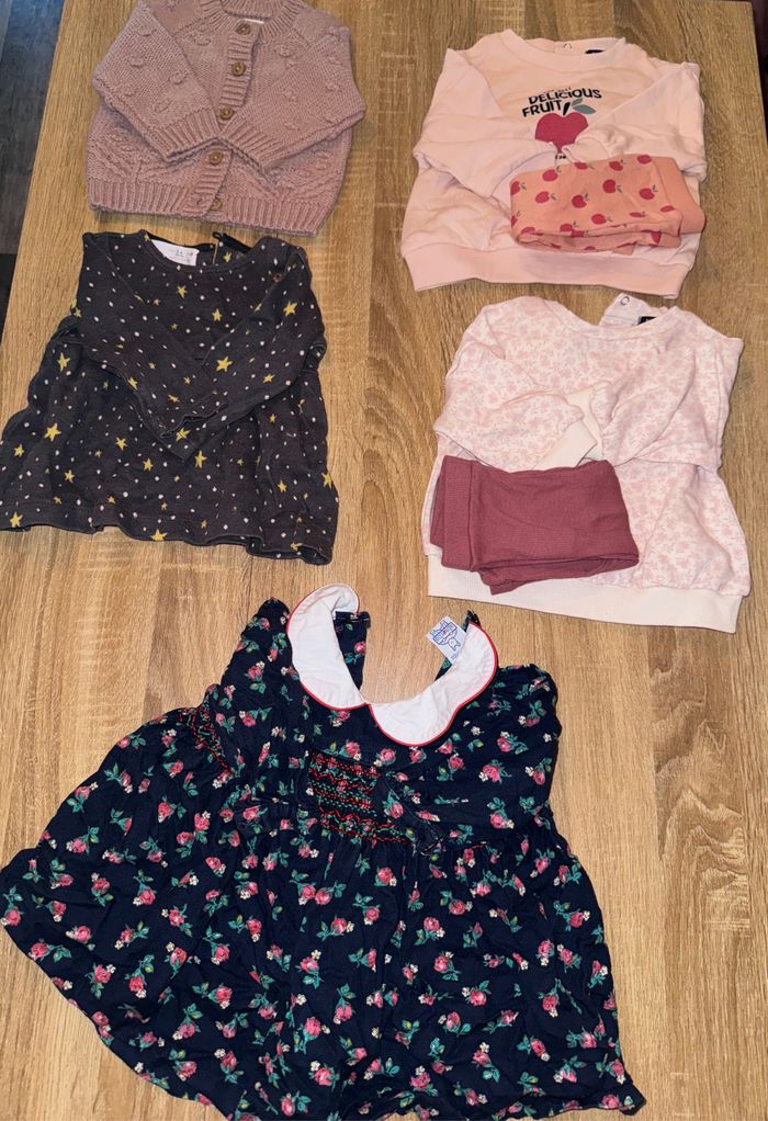 Vêtements, bébé fait 3 mois - photo numéro 2