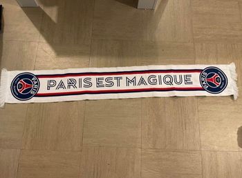 Écharpe PSG