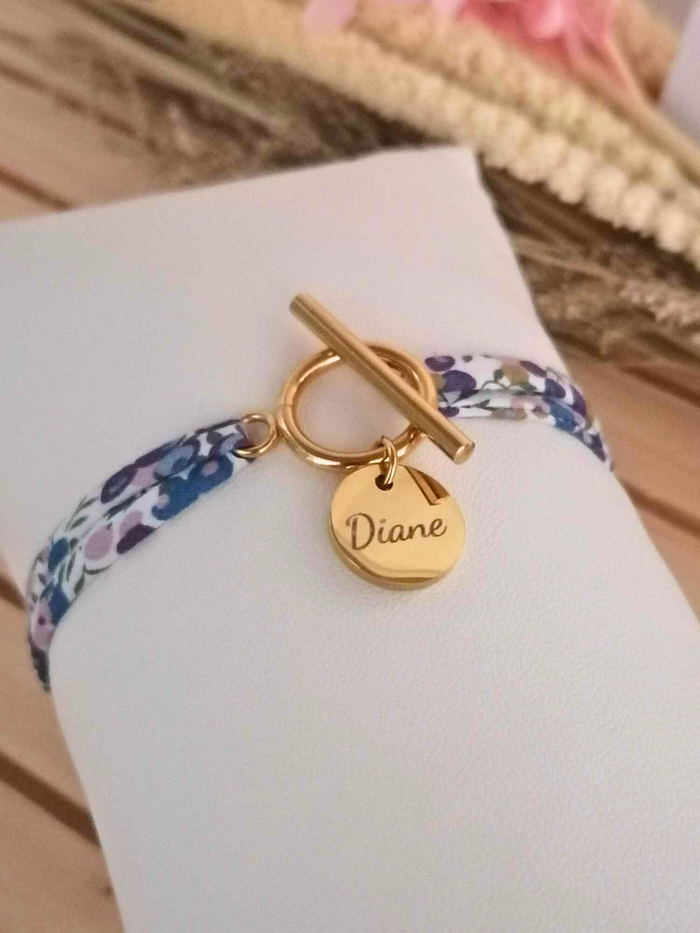 Bracelet liberty personnalisé avec médaille gravée, fermoir T en acier inoxydable, idée cadeau - photo numéro 3