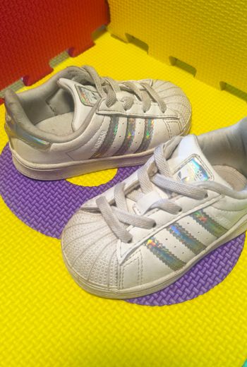 Chaussures Adidas taille 20