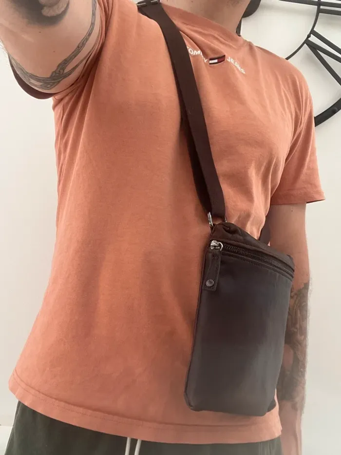 Petite sacoche homme cuir marron Longchamp - photo numéro 2