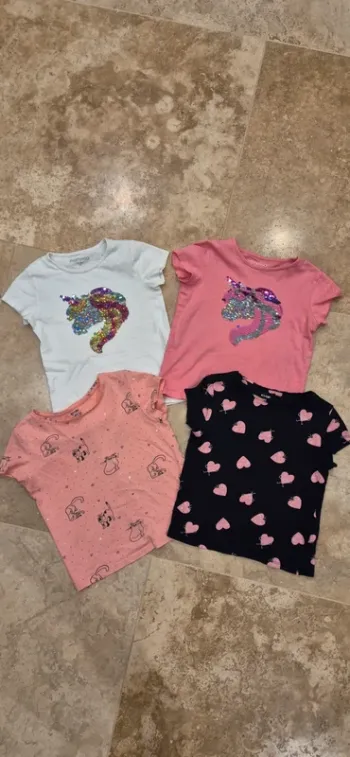 Lot de 4 t shirt à manche courte 6 ans