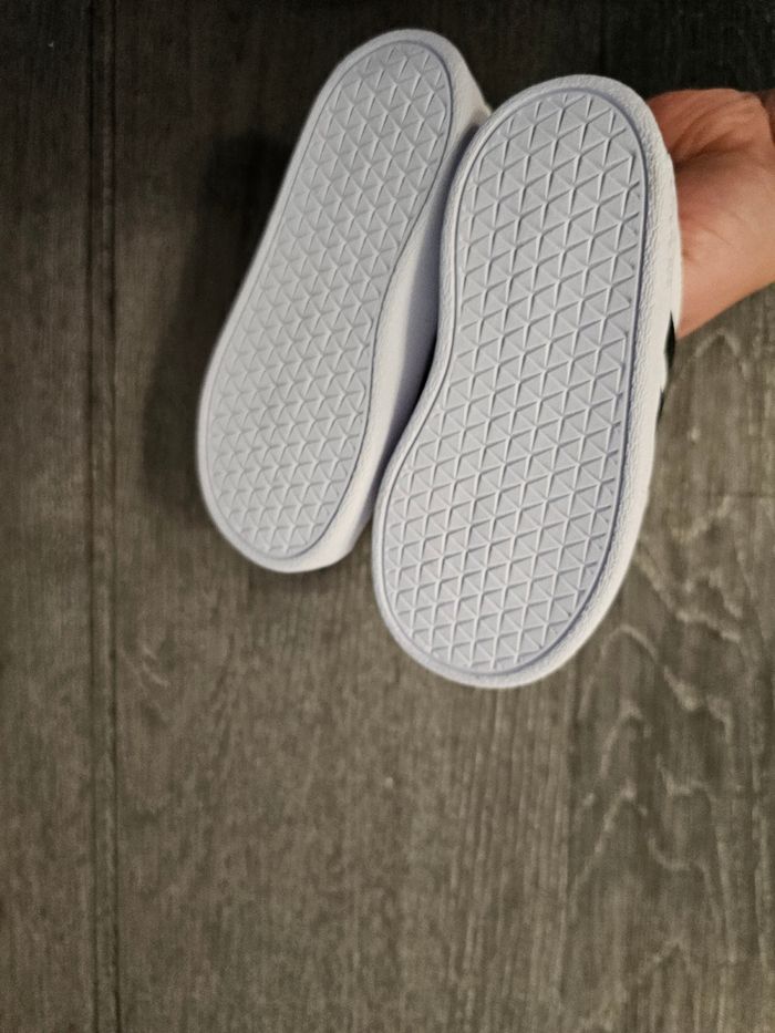 Basket adidas - photo numéro 4