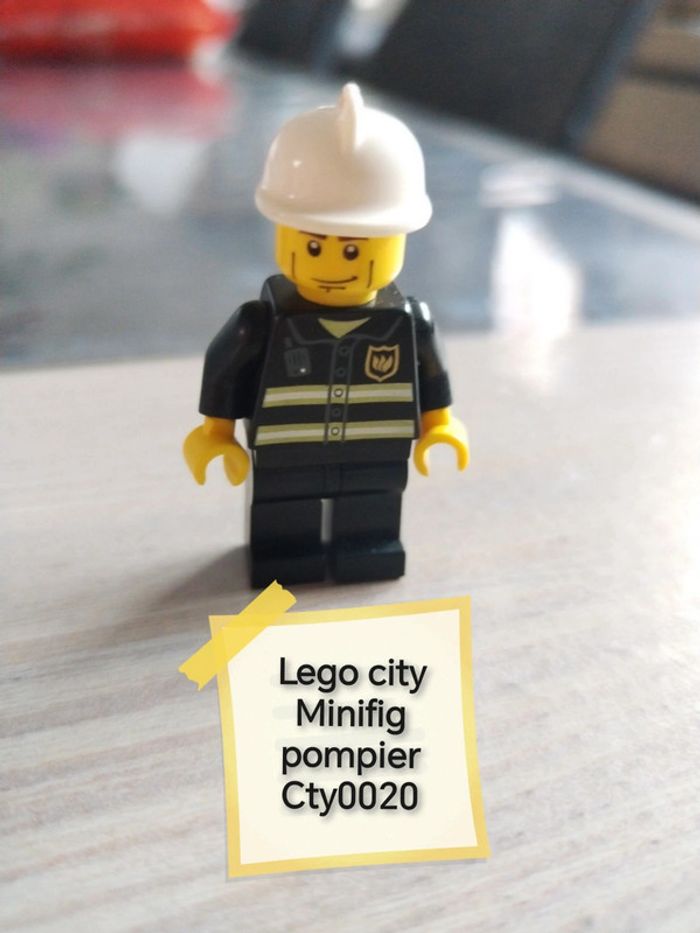 Lego city minifig pompier cty0020
