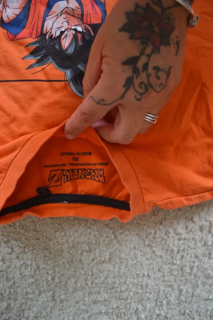 Tee-shirt Dragon Ball z Taille XS - photo numéro 3