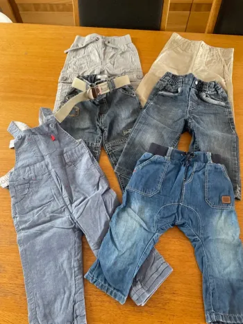 Lot 6 pantalons 12 mois