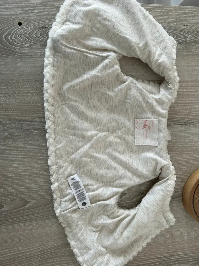 Gilet sans manches 12 mois - photo numéro 3