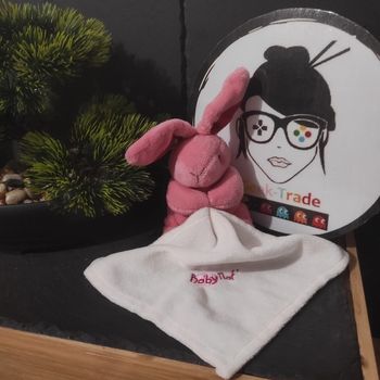 doudou lapin baby nat mouchoir blanc rose bn956 framboise