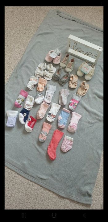 Lot chaussettes et chaussures
