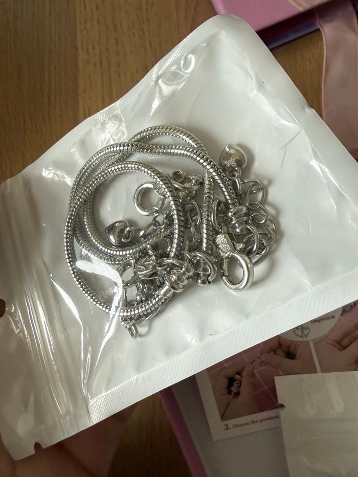 Kit bracelets neufs - photo numéro 5