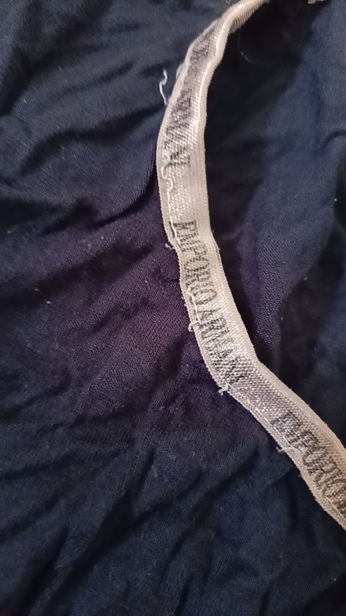 Tee shirt emporio Armani taille xl - photo numéro 2
