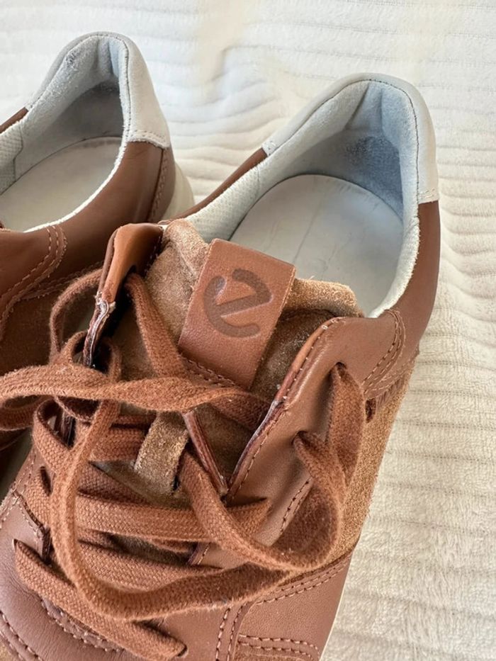 Sneakers Ecco homme marron, taille 39, très bon état - photo numéro 2