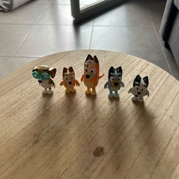 Lots figurine bluey